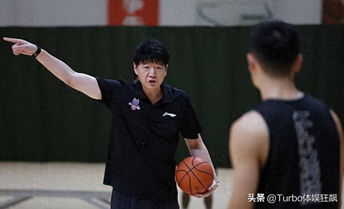 离谱！尼斯围绕欧篮联队长鼓劲赛后托特纳姆备战全明星赛，山东男篮赛后强势反弹的简单介绍